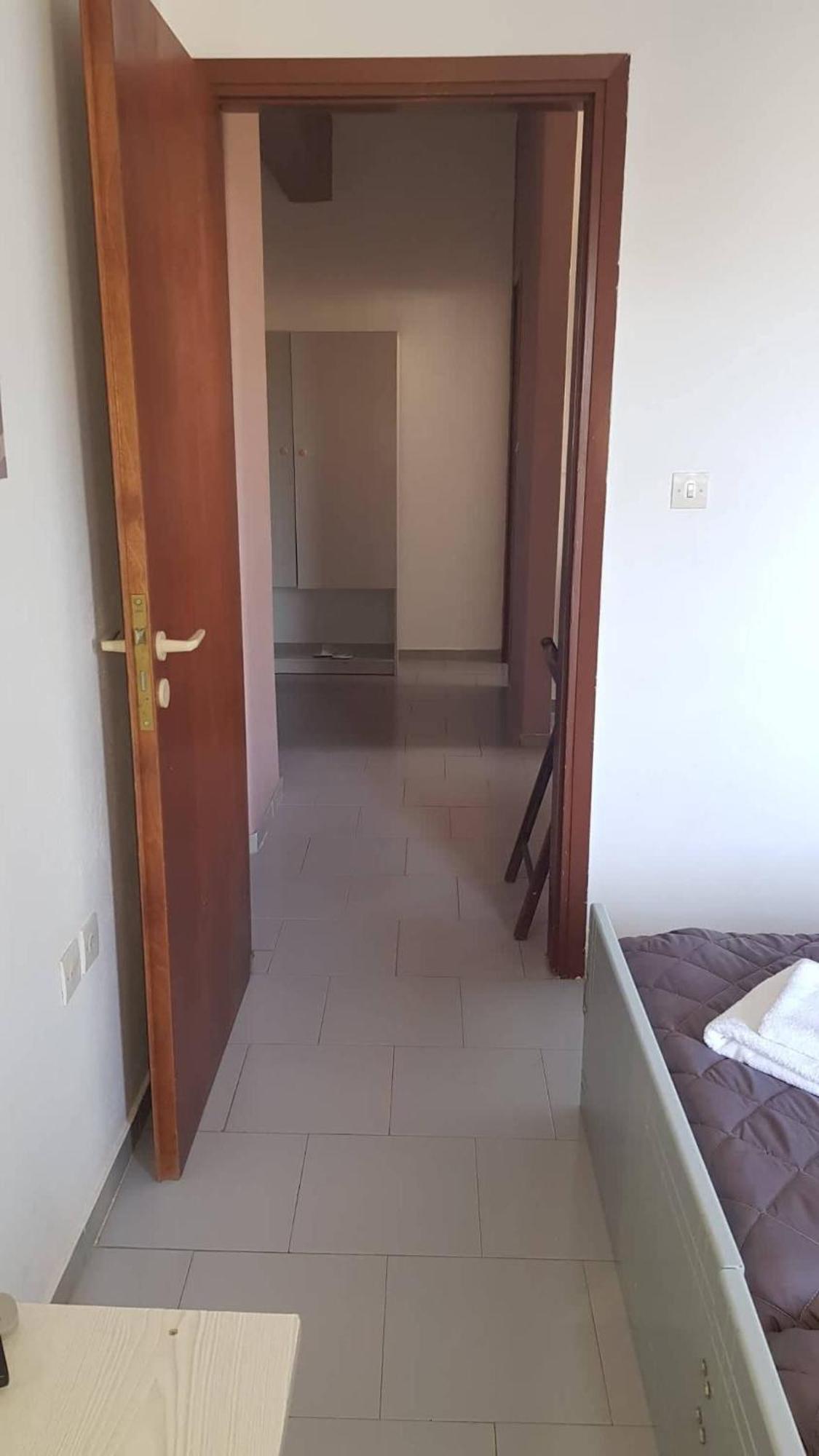 Athina Apartments טולון מראה חיצוני תמונה