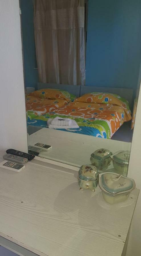 Athina Apartments טולון מראה חיצוני תמונה
