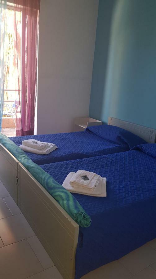 Athina Apartments טולון מראה חיצוני תמונה