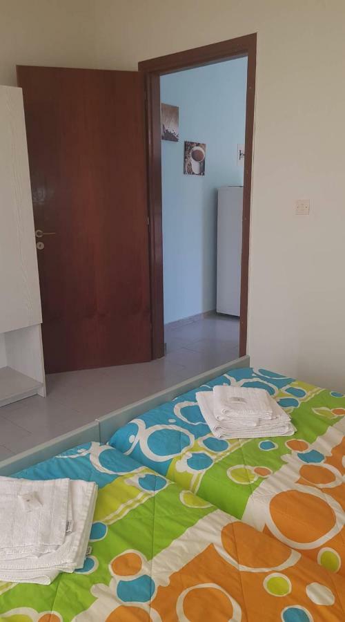 Athina Apartments טולון מראה חיצוני תמונה